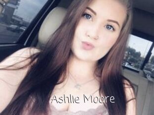 Ashlie_Moore