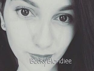 BeckyBlondiee