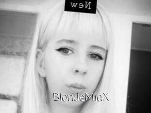 BlondeMiaX