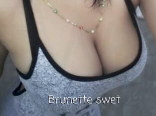 Brunette_swet