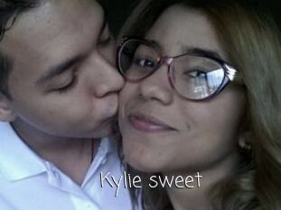 Kylie_sweet