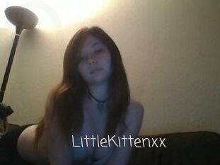 LittleKittenxx Fille Webcam