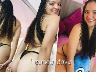 Leonela_davis