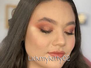 Lickmykitty02