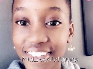 MiaLovesHotthings