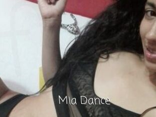 Mia_Dance