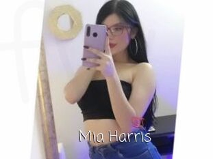 Mia_Harris
