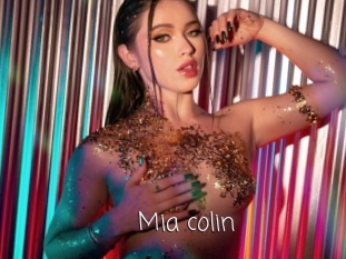 Mia_colin