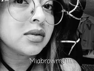 Miabrowm0111