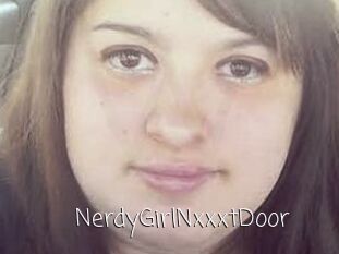 NerdyGirlNxxxtDoor